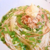 ササミの梅和えさっぱりそうめん。たっぷり薬味で！